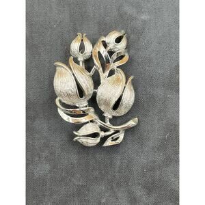 VTG Usner Brooch Silver Tone Brushed Floral Pin Signed Marked